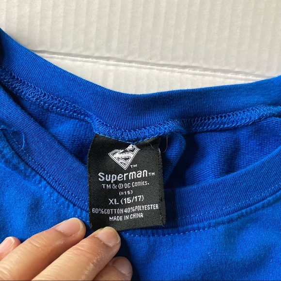 Superman sweater shirt Size XL - Picture 4 of 7
